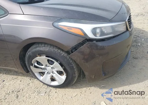 2017 Kia Forte Lx из США, поврежденный, VIN 3KPFK4A71HE050187